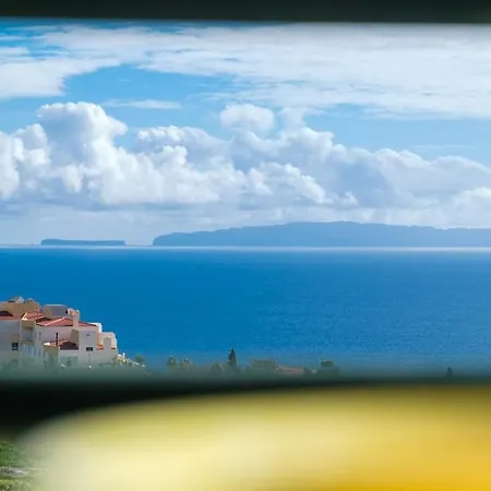 Apartment Vista Mar - Modern Sea Views In De Baixo *